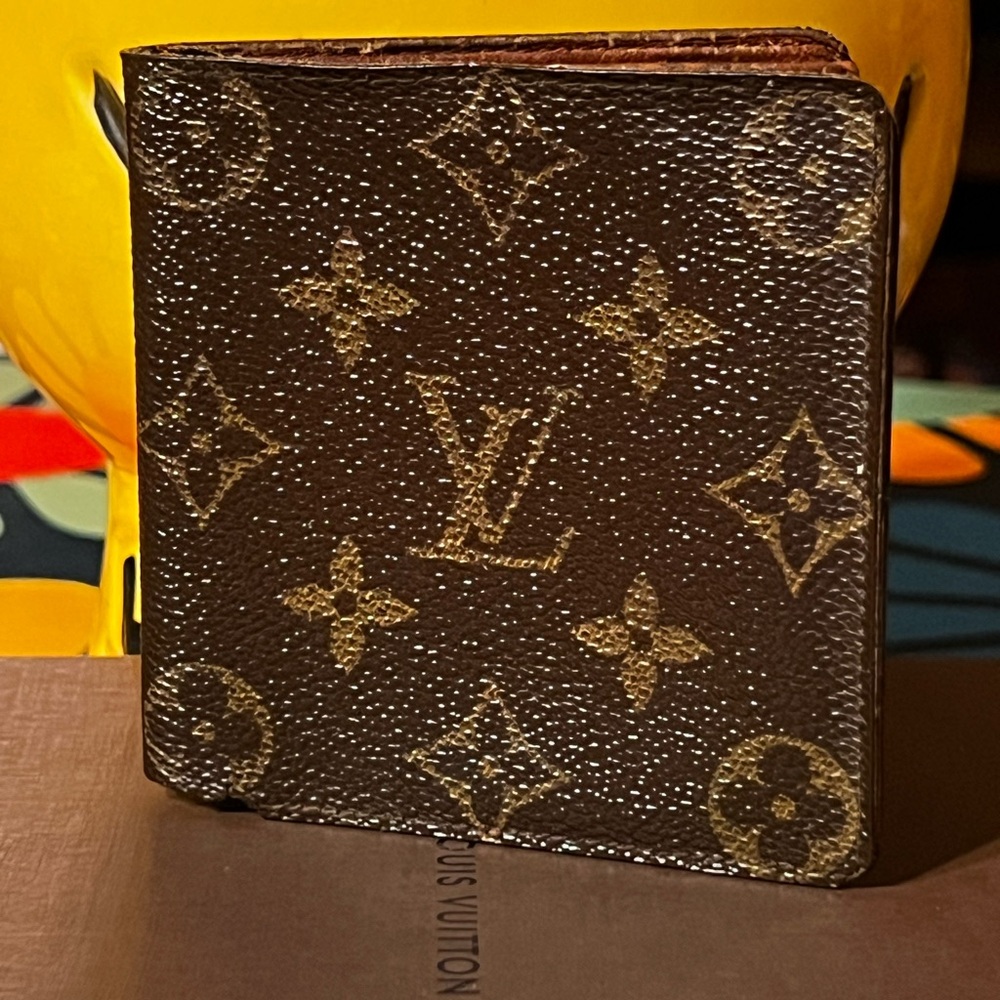LOUIS VUITTON MENS BIFOLD
